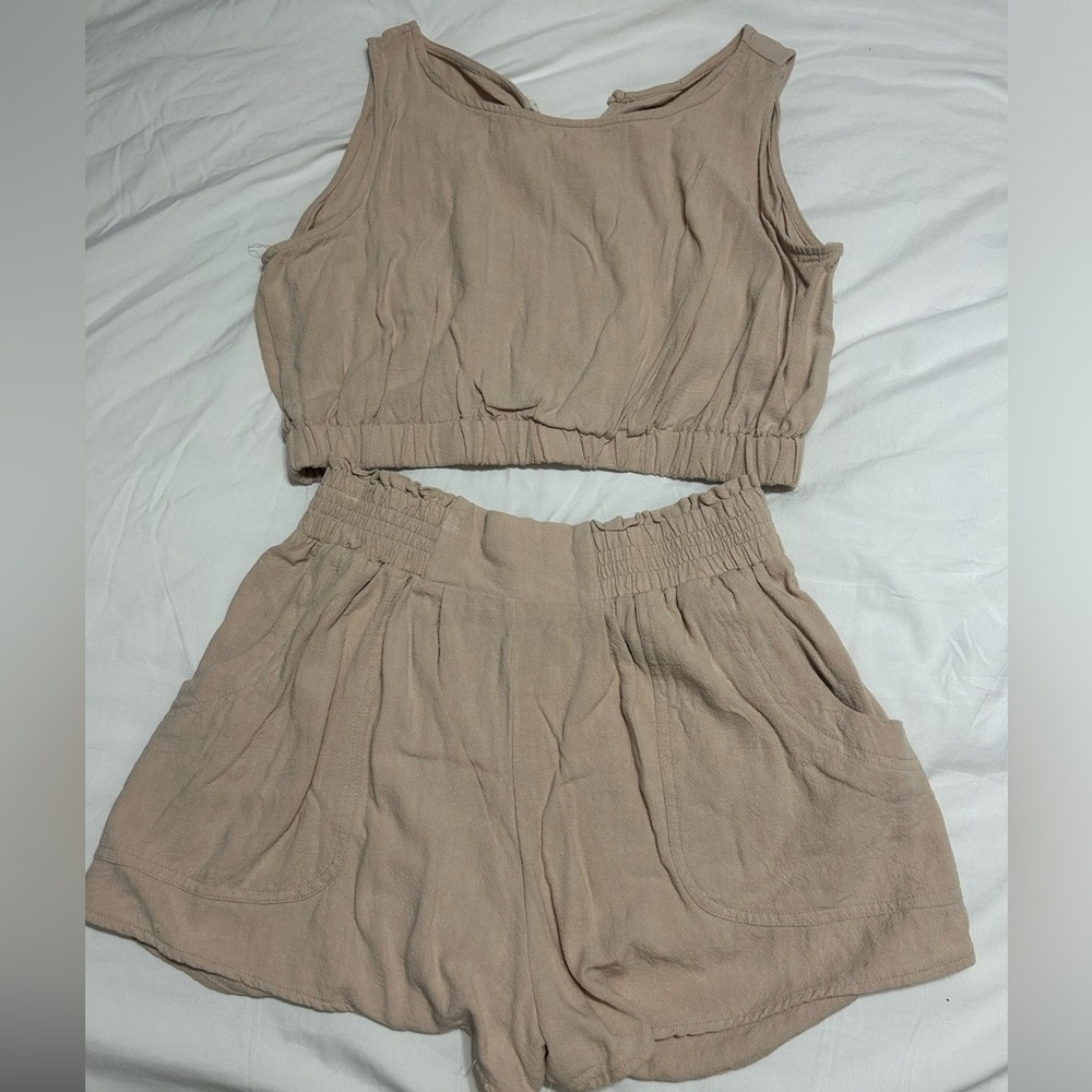 Crop tank and short set